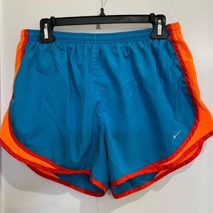 Women’s Nike Tempo Running shorts